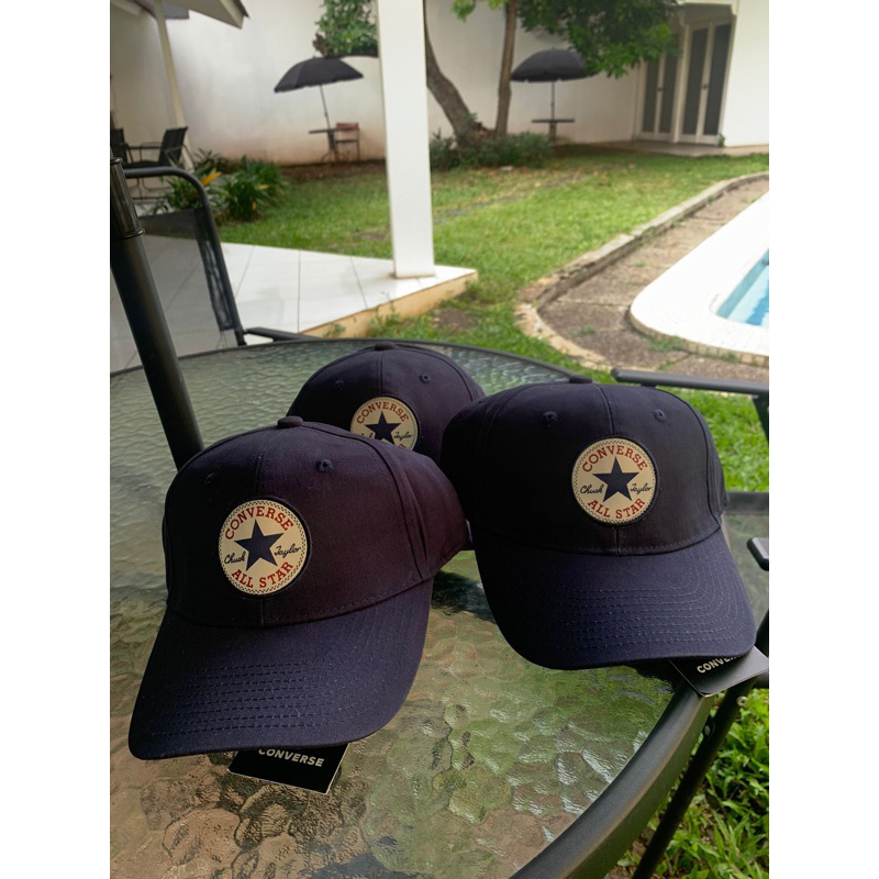 Caps converse