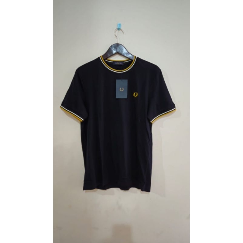 FRED PERRY TWIN TIPED ORIGINAL TSHIRT
