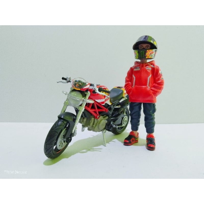 Diecast Ducati Set figur Rossi Skala 1:12