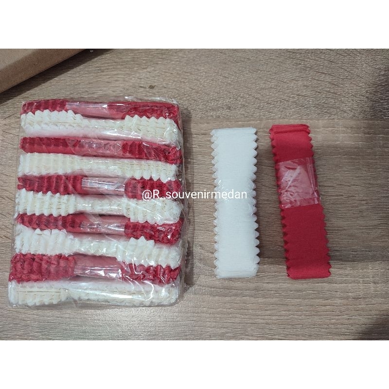 

(isi 20lembar) Kertas Krep Potong Merah Putih/kertas crepe potong dekorasi dirgahayu HUT RI