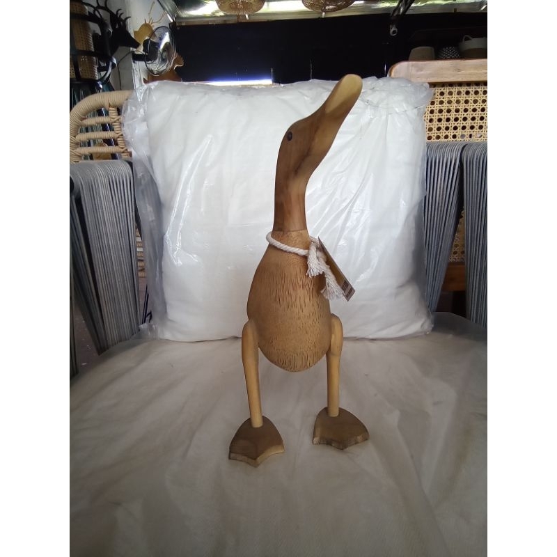 Hiasan Patung bebek kayu