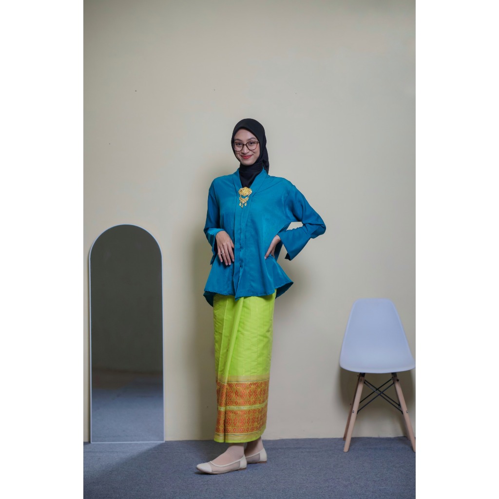 Kebaya Wisuda Kutubaru Modern Maharani Kebaya Lamaran Kondangan Kebaya Premium dengan Obi Jumputan -