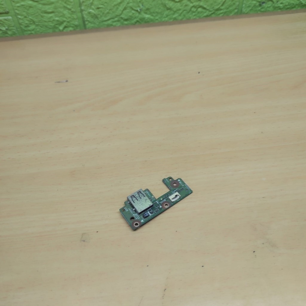 Port USB Laptop Asus X550Z
