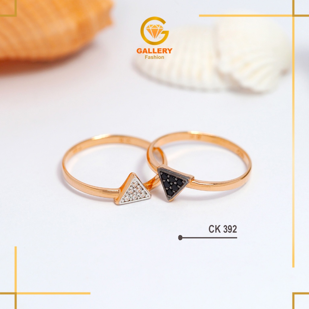Cincin Emas 300/6Karat dan 375/8Karat Cincin Segitiga CK 392