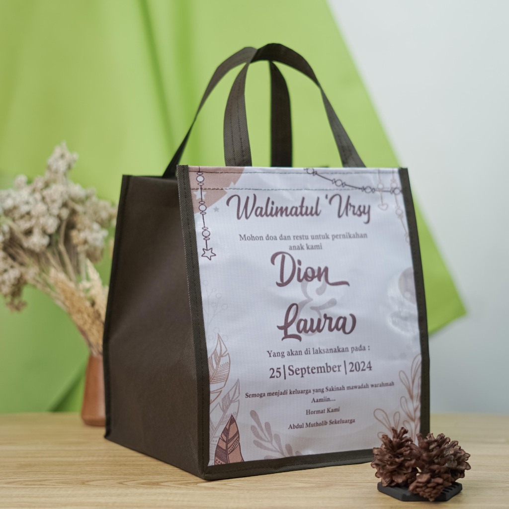

Tas Aqiqah Hantaran Nasi / Souvenir Aqiqah / Tas Berkat / Tas Kardus Ukuran 24 / tas bingkisan