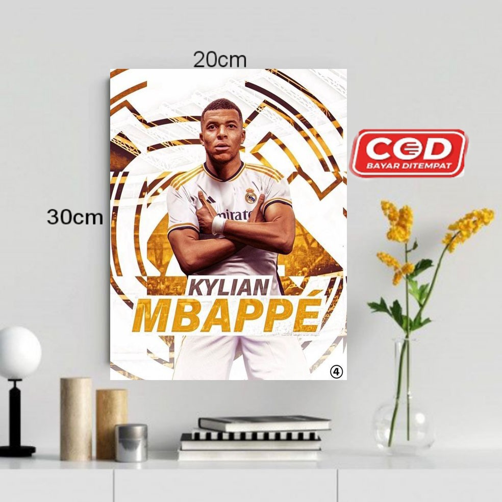 HIASAN DINDING KYLIAN MBAPPE REAL MADRID/POSTER KAYU MBAPPE REAL MADRID/POSTER REAL MADRID/WALLDECOR
