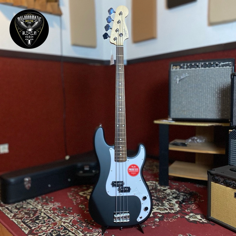 BASS SQUIER DEBUT SERIES PRECISION BLACK