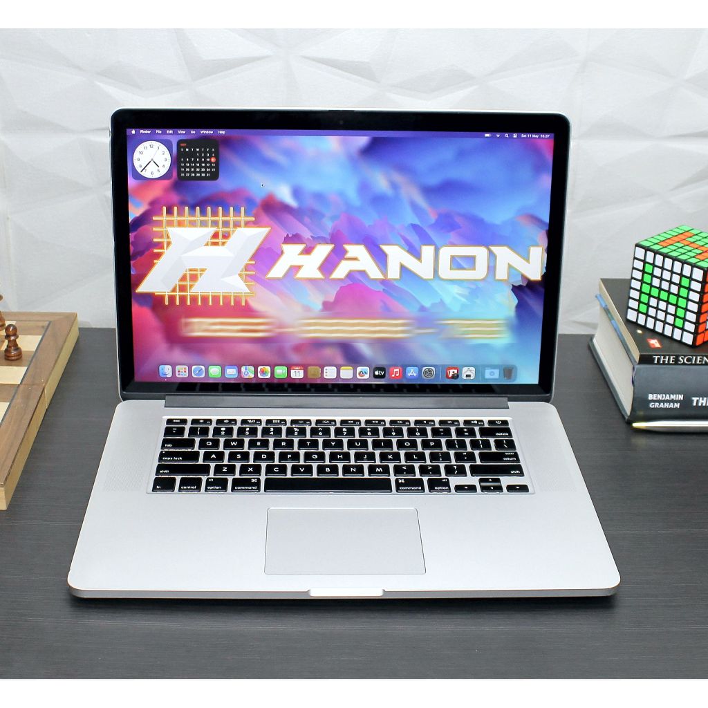 Macbook Pro 15 Inch Retina 2015 Core i7 Intel iris Pro Ram 16 GB SSD 256 GB Apple Laptop Mac OS Orig
