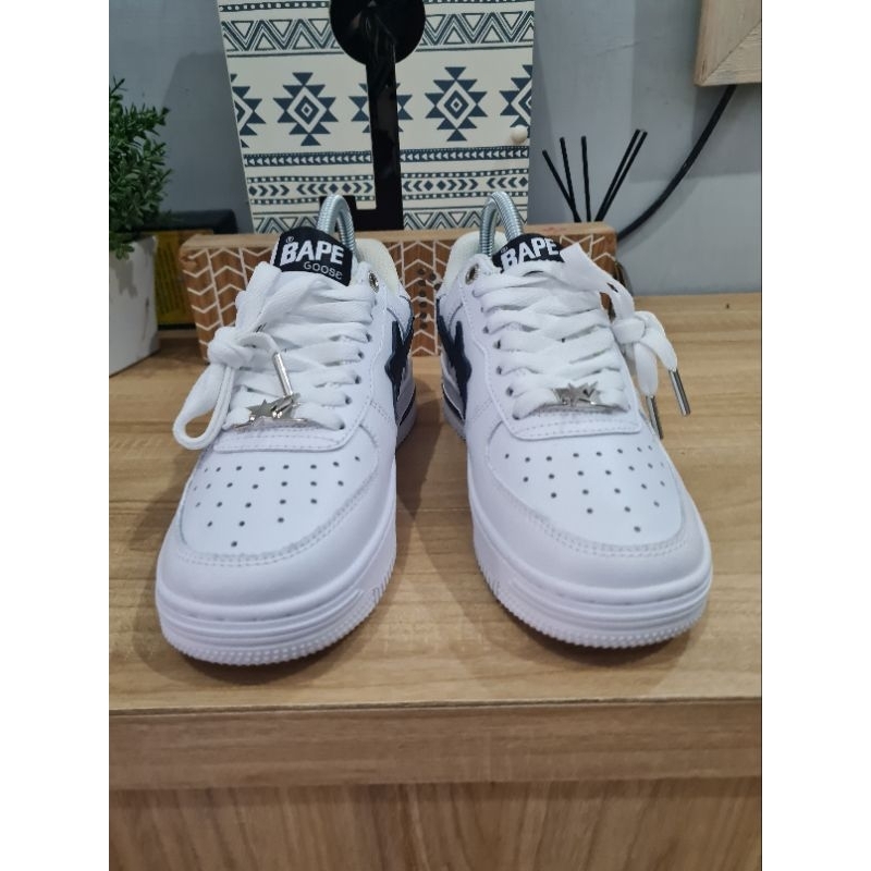 Sepatu Size 37 Bape Sta Goose