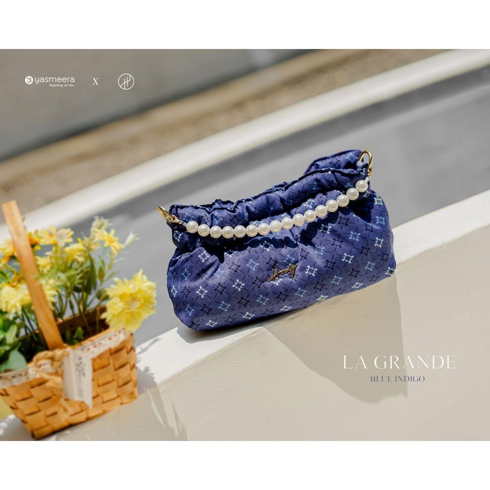 Yasmeera La Grande Bag Off White - Sarimbit Yasmeera Terbaru 2024 / Sarimbit Keluarga Yasmeera La Gr