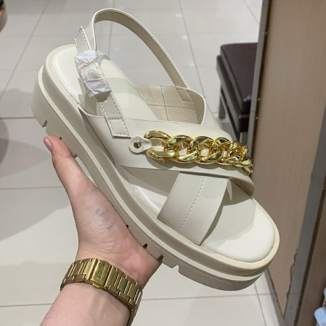 sandal sepatu lucu nyaman merk DETAILS (MATAHARI MERK) jastip matahari