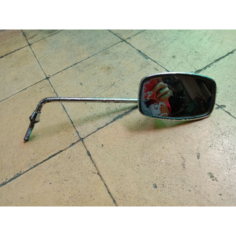 Spion Honda C50 C70 C90 Pispot Original