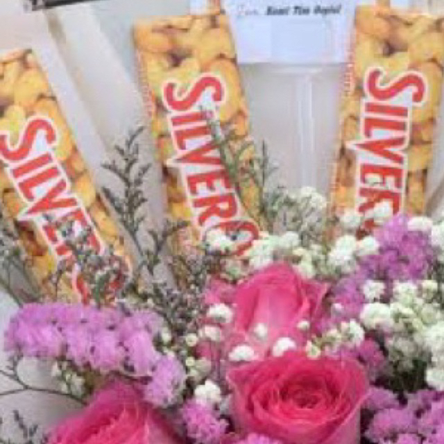 

Cokelat Silverqueen 58 gram / Coklat buket bunga / extra coklat buket bunga