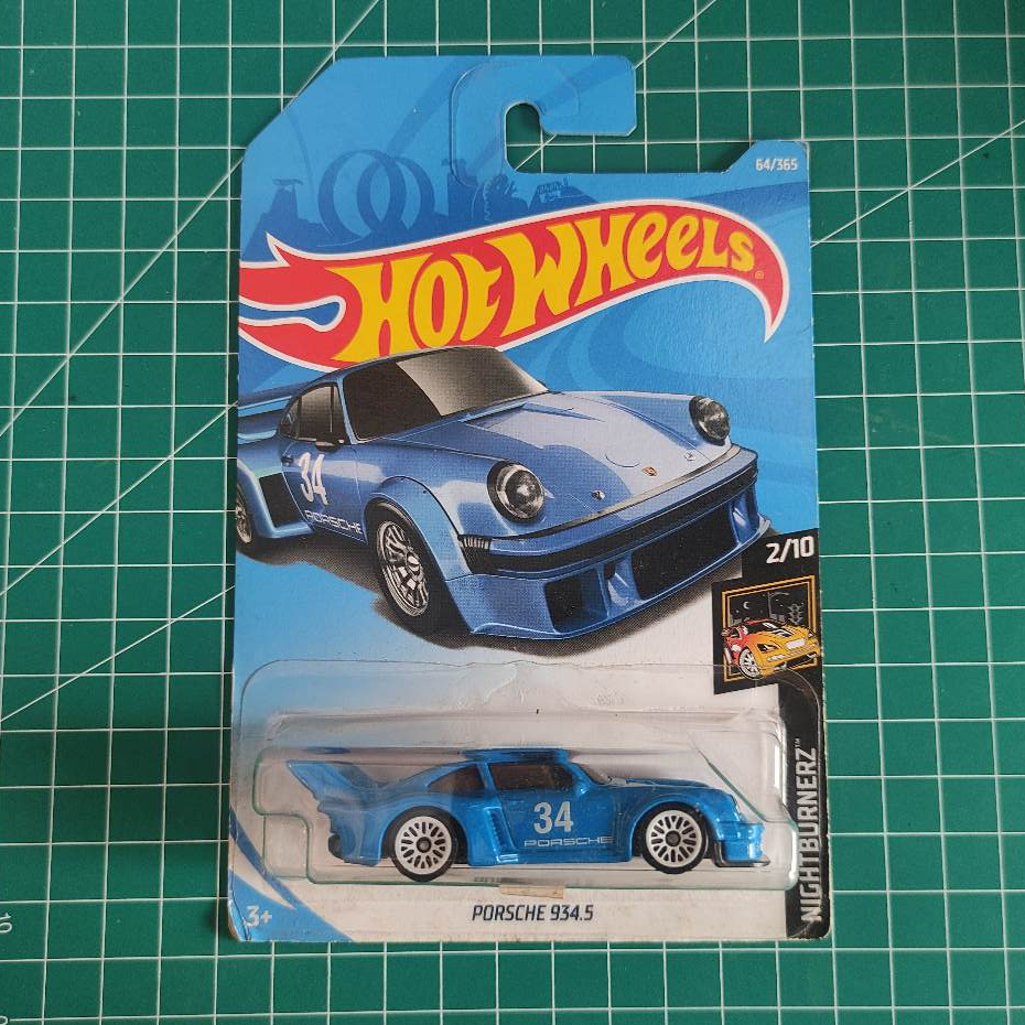Hotwheels Porsche 934.5