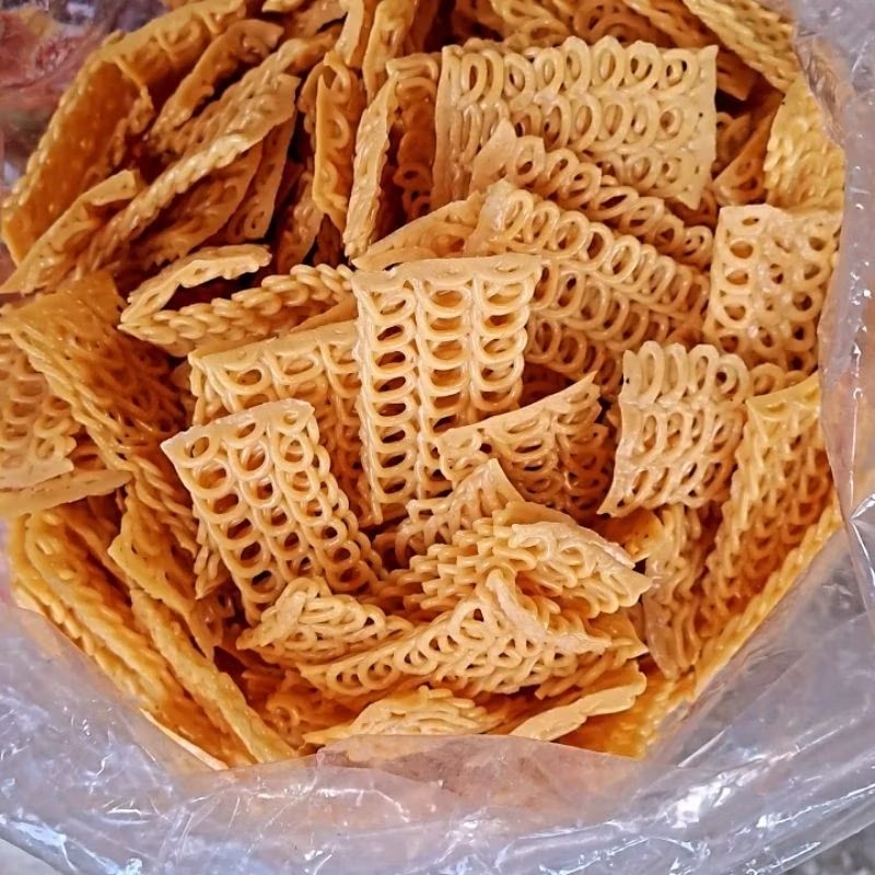 

KERUPUK KELABANG MENTAH 500GR