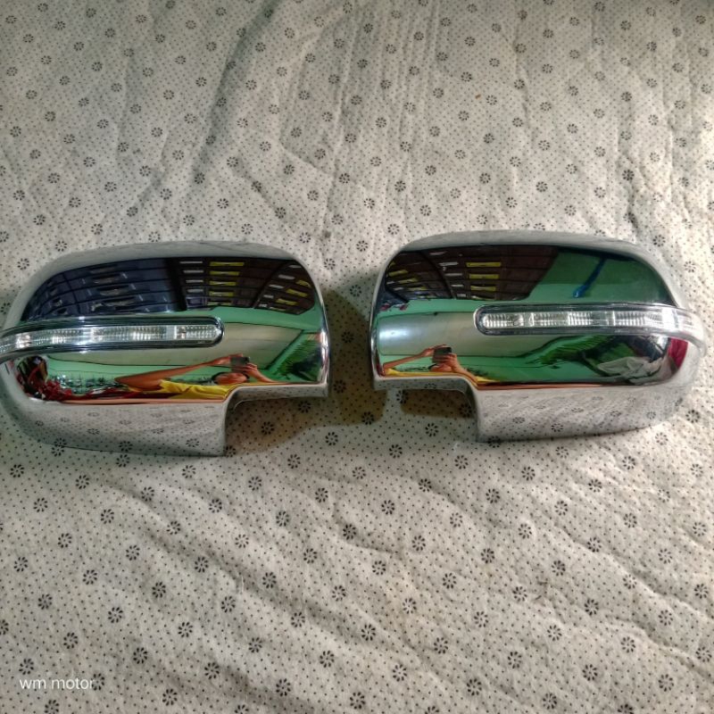 Cover spion mobil toyota innova + lampu sen 2005 - 2015