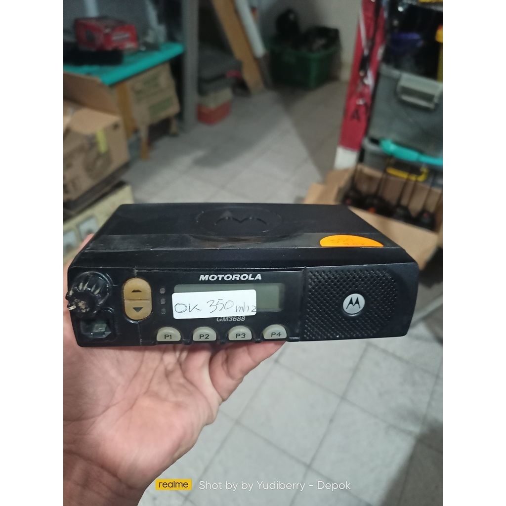 RIG MOTOROLA GM3688 UHF 350 MHZ NORMAL GM3688 UHF LOW BAND 350.000MHZ BAHAN REPEATER