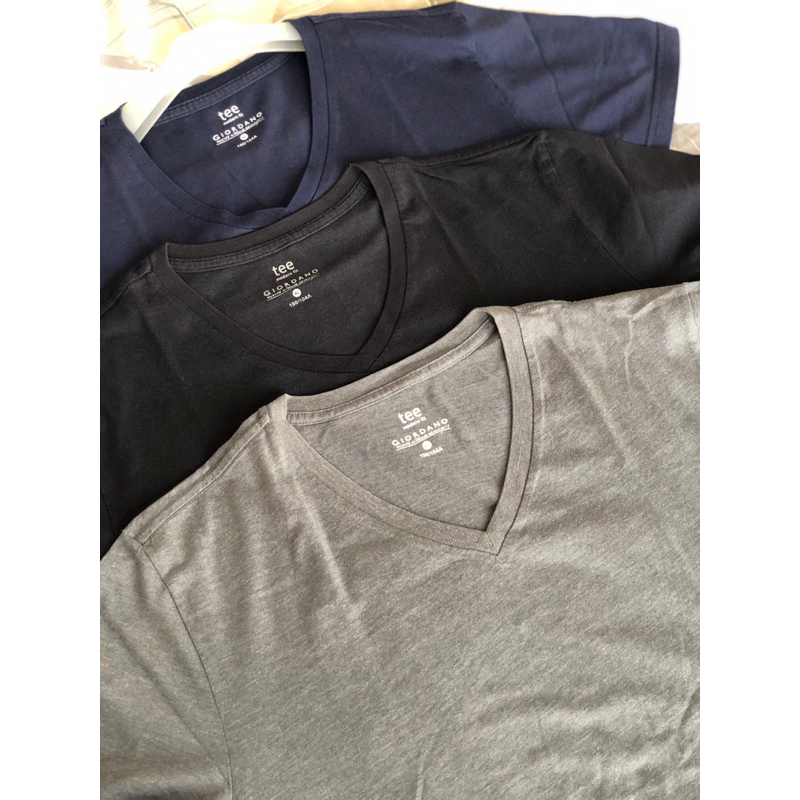 preloved giordano v-neck tee