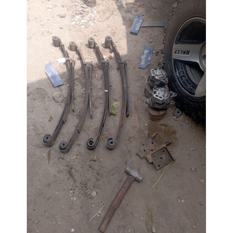 Per Daun Jimny Katana Depan Set Kanan Kiri