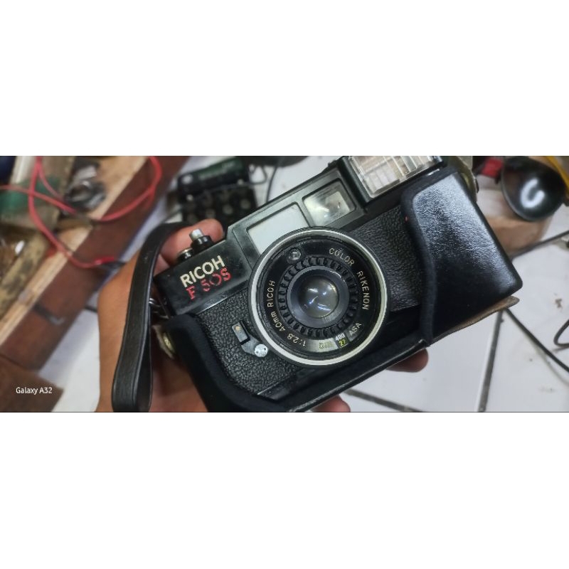 kamera analog RICOH F 50S