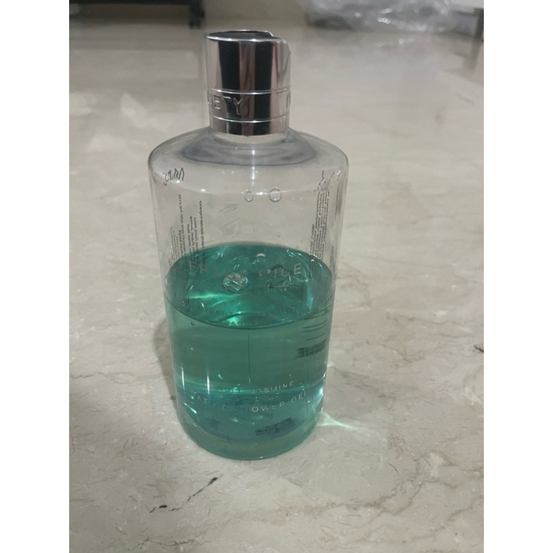 PRELOVED mark & spencer fragrance body wash sabun mandi badan wangi