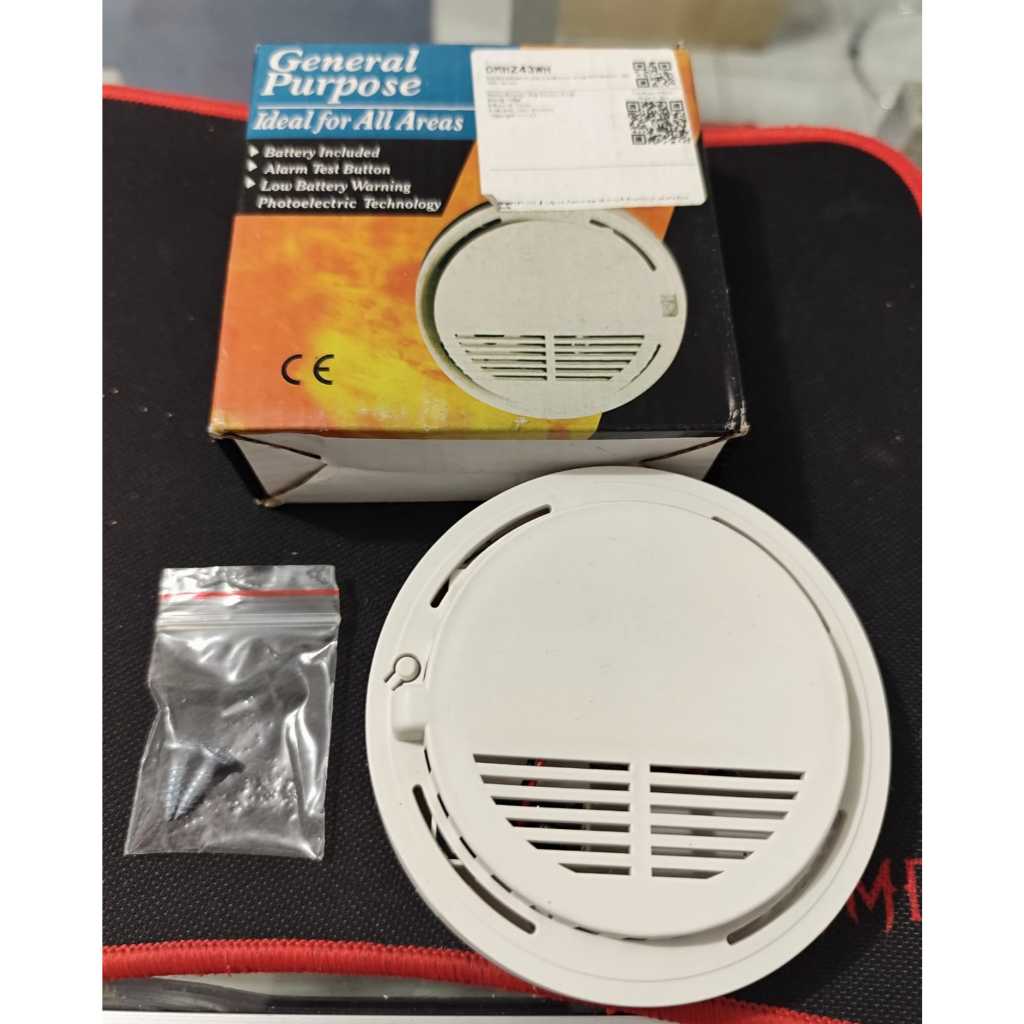 Smoke detector / photoelectric smoke alarm