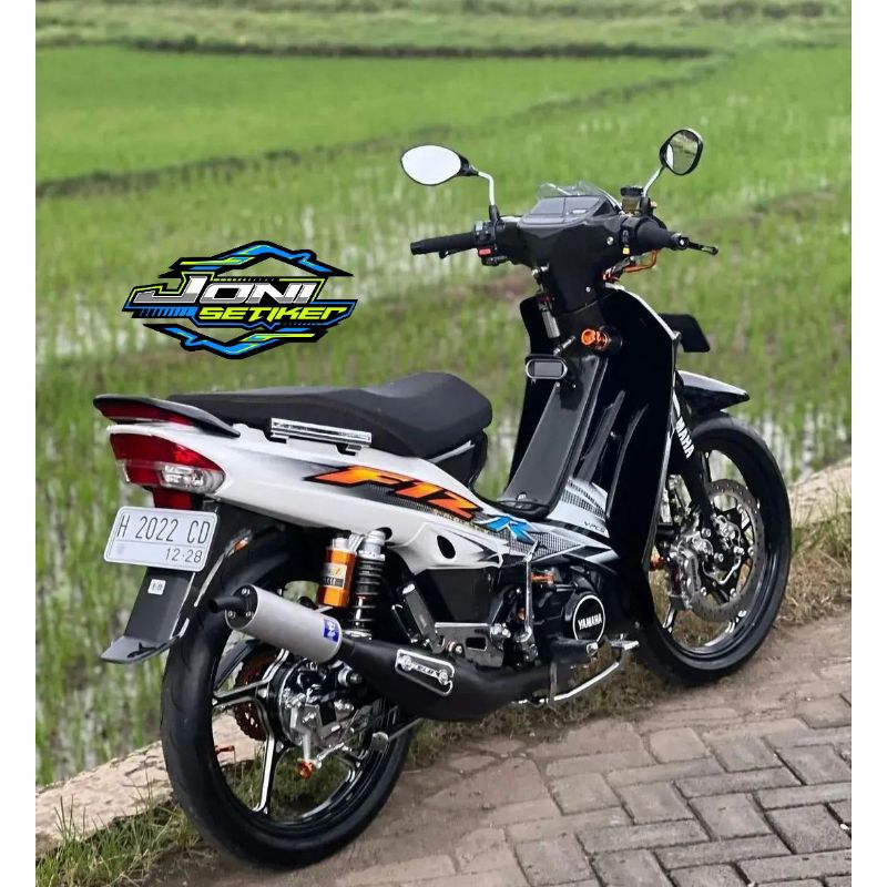 STRIPING STICKER FIZ R TAHUN 2004 HITAM PUTIH