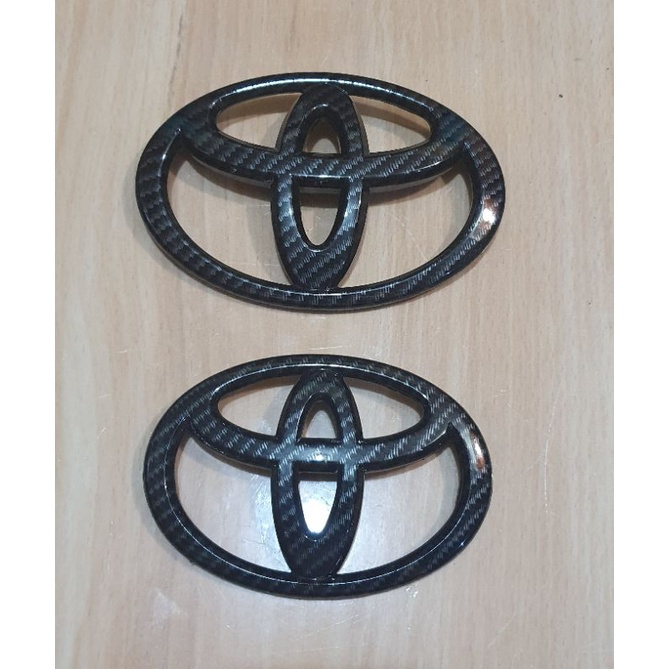Emblem Logo Depan Belakang Toyota Toyota Rush 2015-2017 Carbon