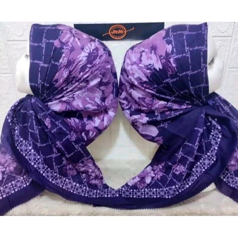 KERUDUNG SEGI EMPAT HIJAB JILBAB VOAL MOTIF UNGU TERONG