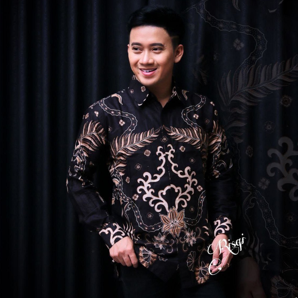 Kemeja Baju Batik Pria Kantor Lengan Panjang motif Kenzo Hitam Katun