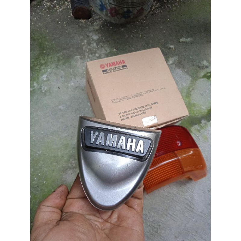 Logo Emblem Dasi Panel Depan yamaha Fizr LE Caltex
