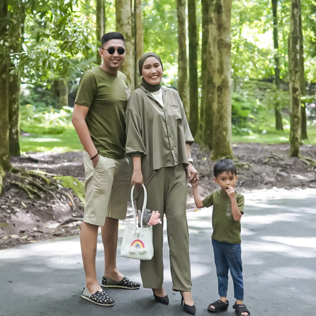 NURIARIYA | Bush Green Baju Sarimbit Couple Keluarga | Kemeja Oneset Casual
