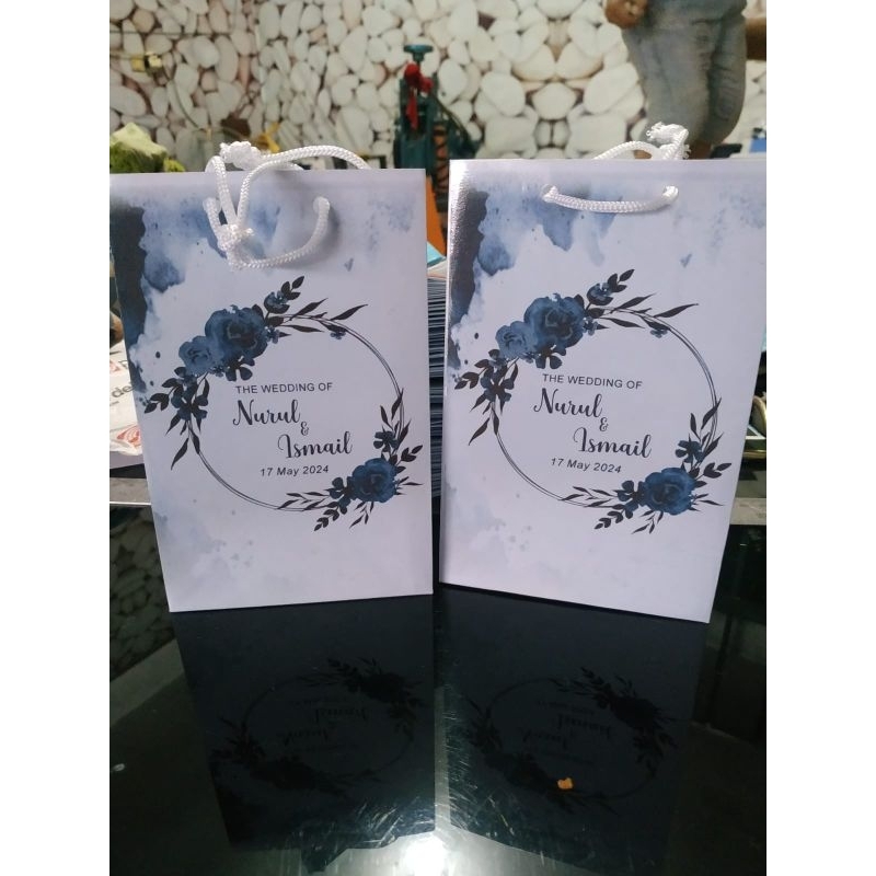 

paperbag mini souvenir wedding,,paperbag aqiqah,,paperbag telur,,paperbag brand dll..Bisa custom