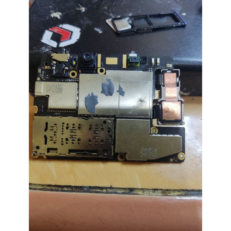 MESIN REDMI S2 RAM 3/32 GB DAN RAM 4/64 GB  NORMAL TESTED