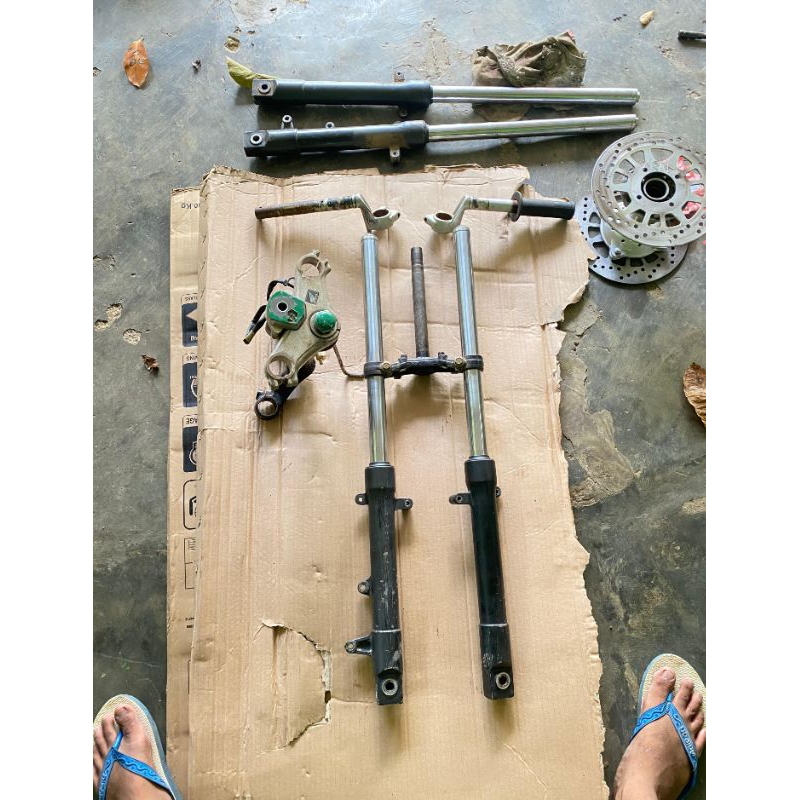 Shock depan Cbr Old Thailand Ori
