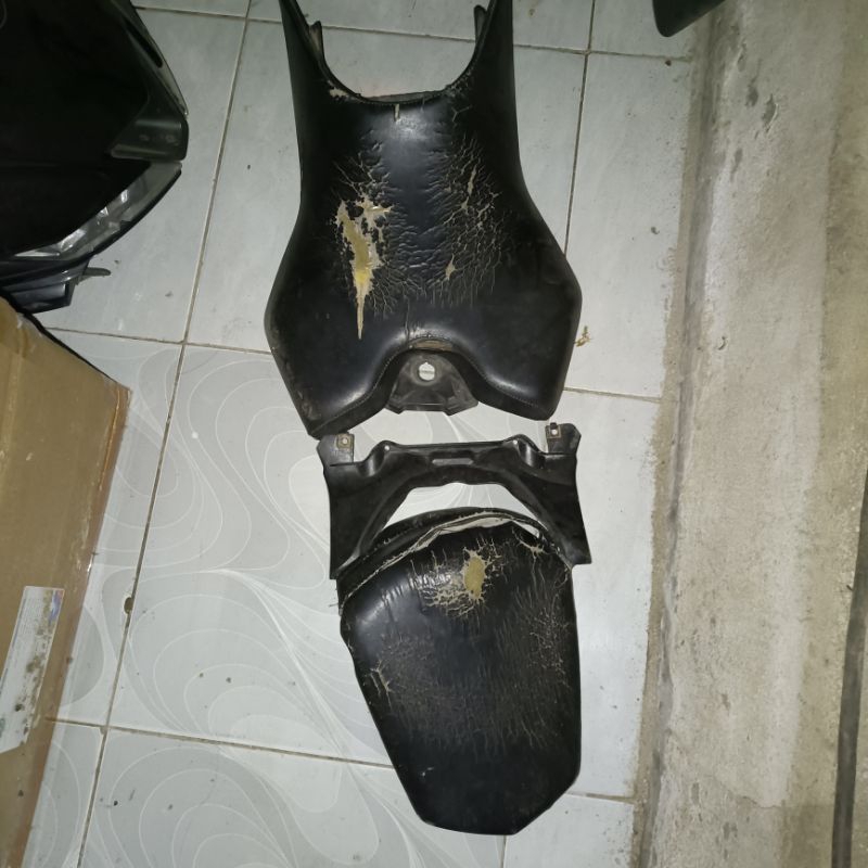 jok yamaha r15 v3 original minta ganti kulit jok