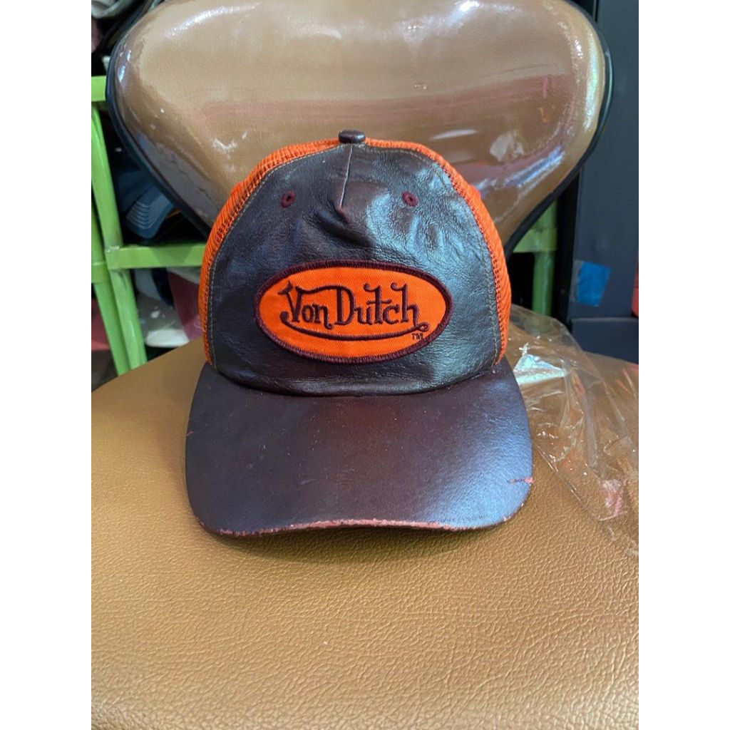 Topi tracker VON DUTCH original