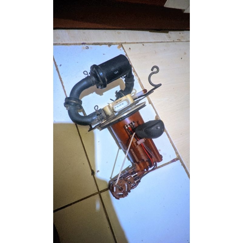 Fuelpump cb150r old