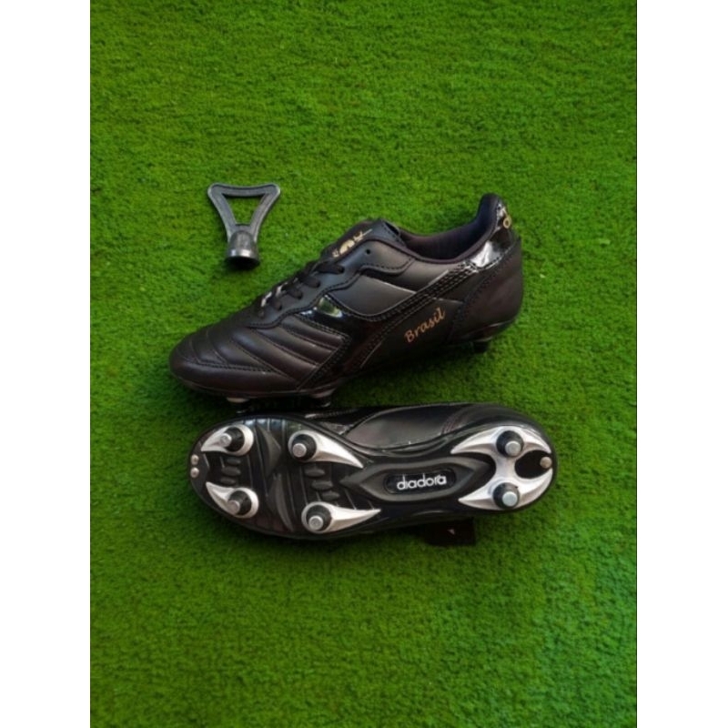 SEPATU BOLA DDR PUL BESI FULL KULIT PREMIUM TERBARU SEPATU BOLA TERLARIS COD