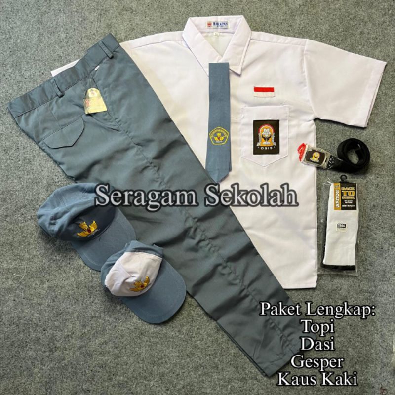 Setelan Lengkap SMA Putih Abu-abu Laki-laki Baju Putih Logo Lengan Pendek + Celana Abu-abu Panjang S