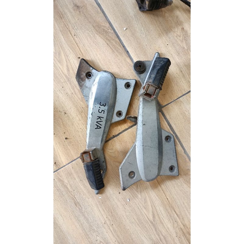 foot step belakang Kawasaki zx 130