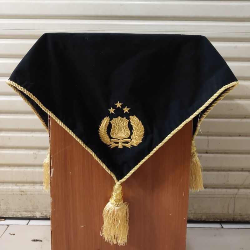 

Alas Baki Upacara Logo Polri