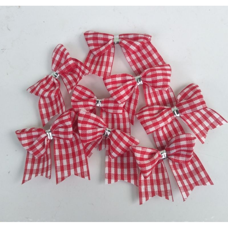 

Pita Souvenir kotak 2,5 cm tinggal pakai isi 50 pvs | Pita motif kotak