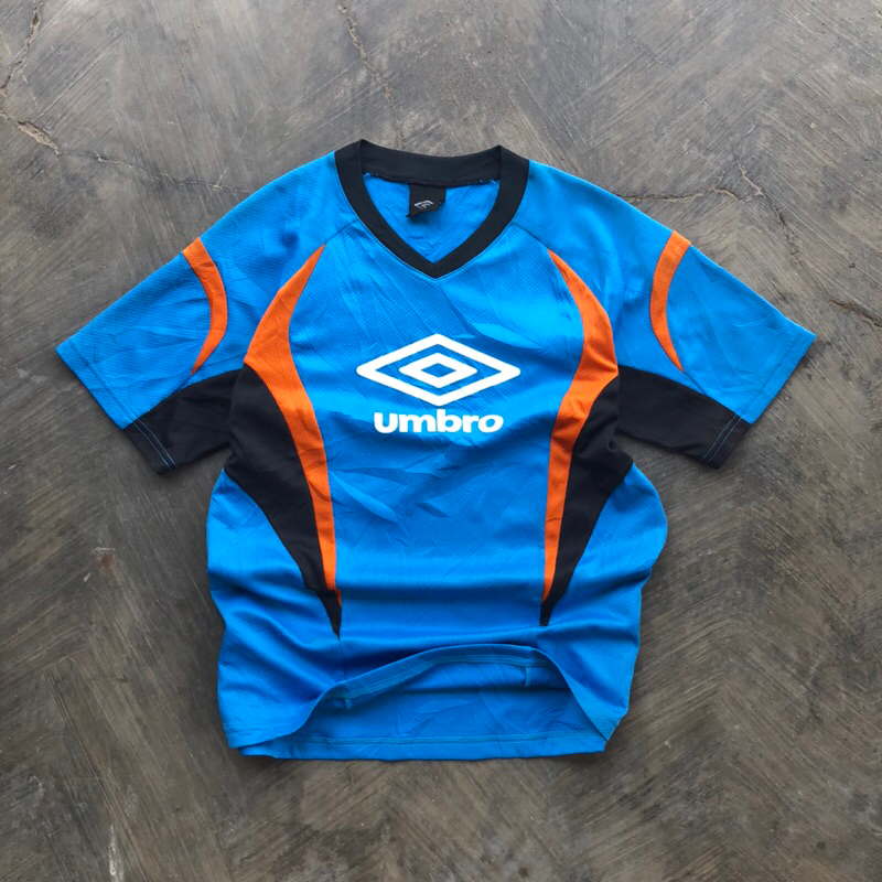 Kaos Jersey vintage 90s UMBRO color block by Descente