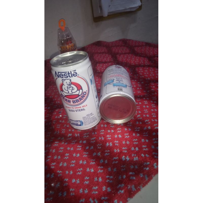 

BEAR BRAND Susu Kaleng Susu Beruang Susu Steril 189Ml
