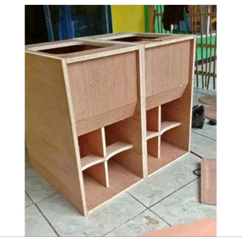 BOX SPEAKER 18 INCHI MODEL SUPALI 118