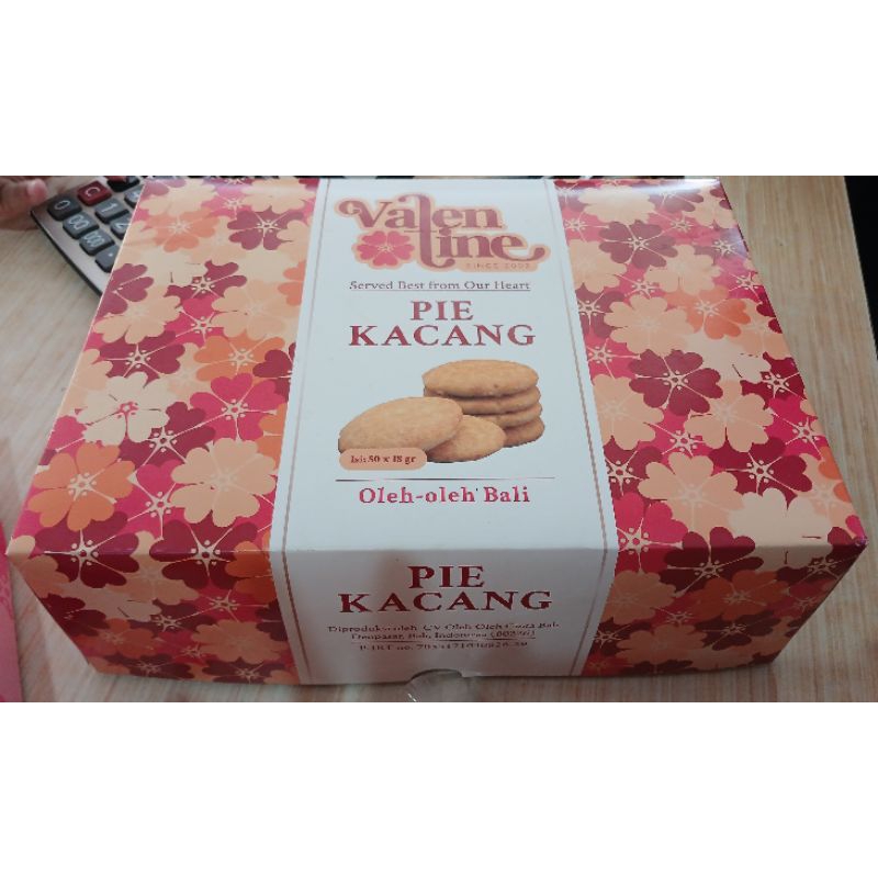 

PIE KACANG VALENTINE ASLI BALI ISI 50pcs OLEH-OLEH KHAS BALI HALAL