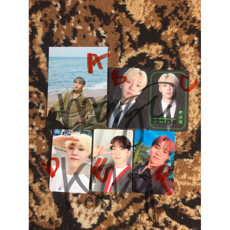 PHOTOCARD OFFICIAL MURAH TRADING CARD POLAROID POSTCARD CHEKI YIZHIYU KOREA SEUNGKWAN SEVENTEEN