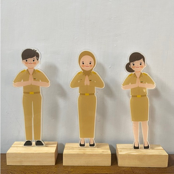 PIALA GURU PLAKAT GURU PIALA AKRILIK GURU