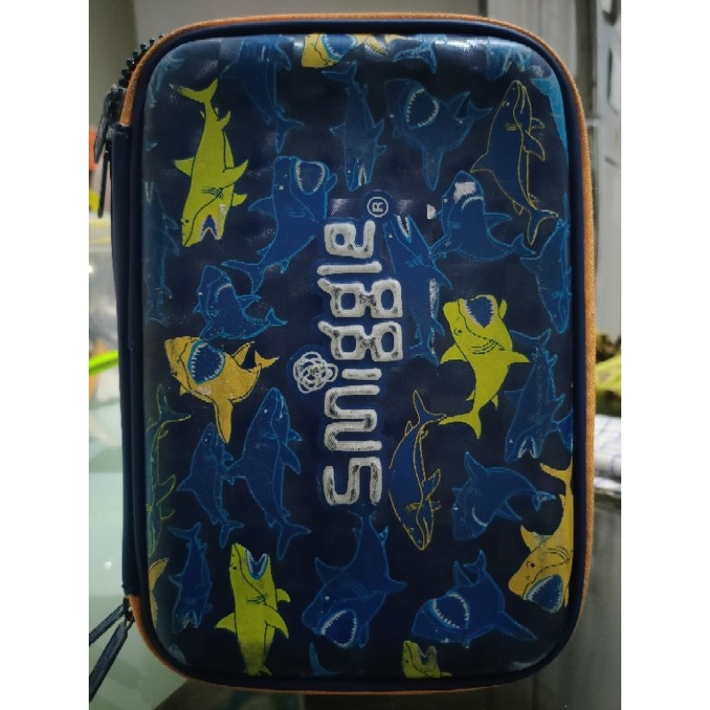 

Kotak pensil Smiggle Hiu preloved